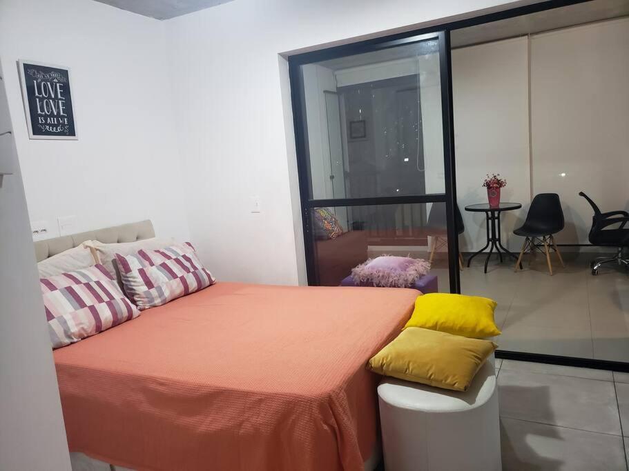Lindo Studio no bom Retiro prox ao anhembi Sambodromo com wifi São Paulo Exterior foto